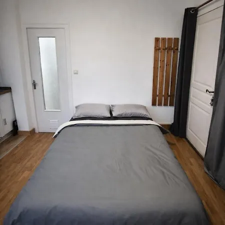 Cozy & Quiet Studio, Comfortable, Free Parking * Dijon