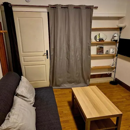Cozy & Quiet Studio, Comfortable, Free Parking Apartmán Dijon